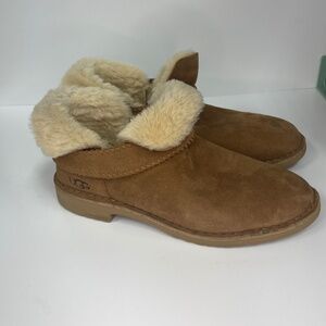 Women’s Ugg 1012358 size 10 McKay Classic Boot in Chestnut